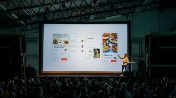 Karri Saarinen presenting at Nordic Design
